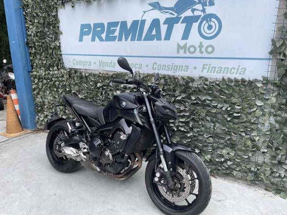 YAMAHA MT-09 YAMAHA MT-09